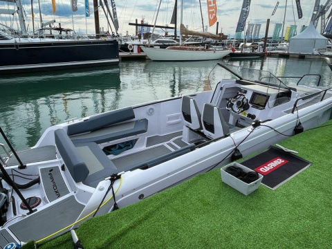 Axopar 25 Crossbow
