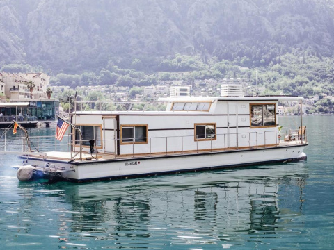 Houseboat