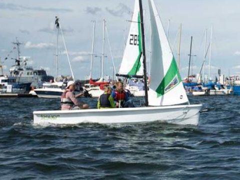 RS Sailing Quest image