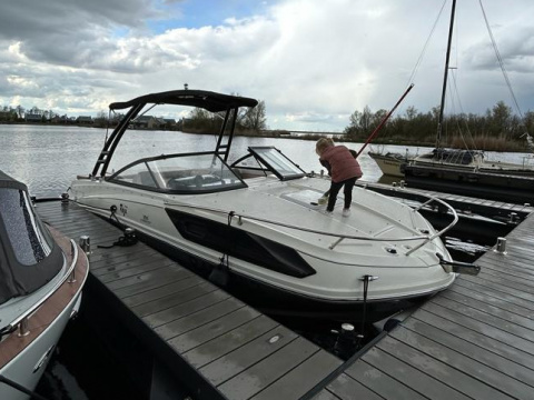 Bayliner Cuddy vr6