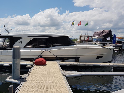 Boarnstream Elegance 1280E