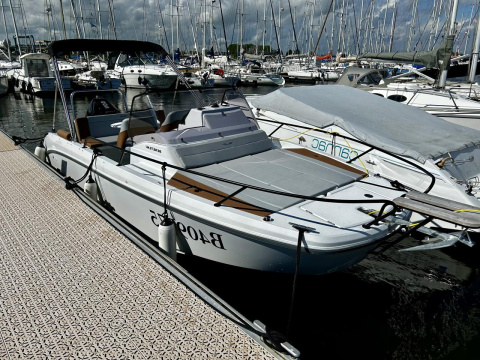 Beneteau Flyer 7 Sundeck