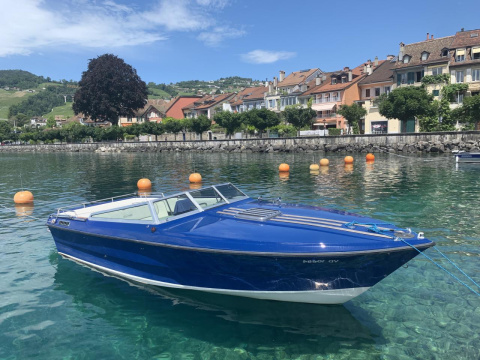 Schweizer Saphir 700 Offshore
