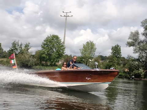Chris Craft Continental 18"