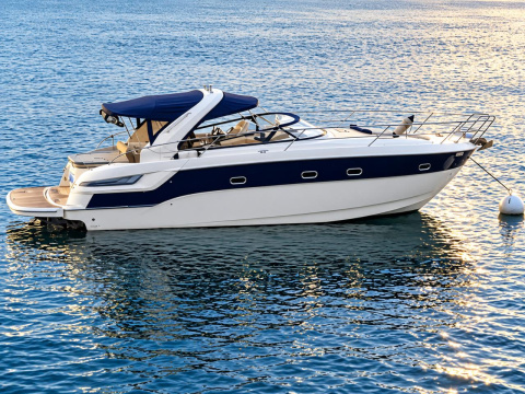Bavaria Sport 38
