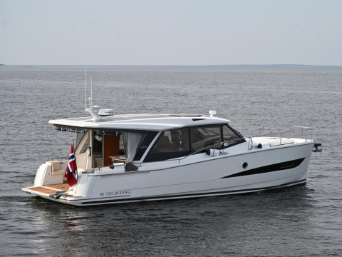 Greenline 39