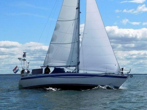 Sweden Yachts Comfort 34 image