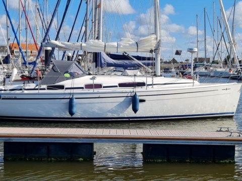 Bavaria 35 Cruiser image