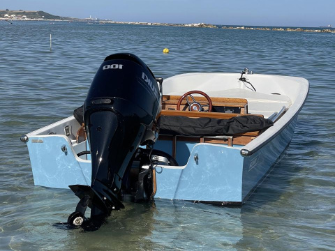 Boston Whaler 17 super sport