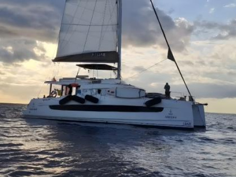 Bali Catamarans 5.4 image