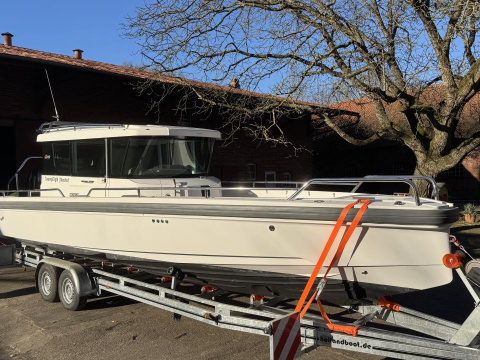 Axopar 28 AC Cabin  Facelift