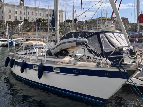 Hallberg-Rassy 382