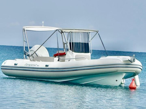 Capelli Tempest 750 Luxe