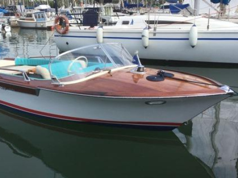 Riva Junior