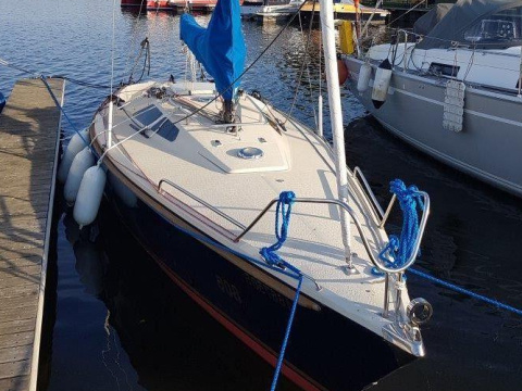 Monark International 806