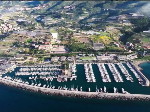 Affitto ormeg./rent berth Marina Aregai