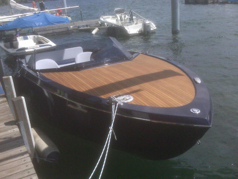 Ganz Boats Ovation