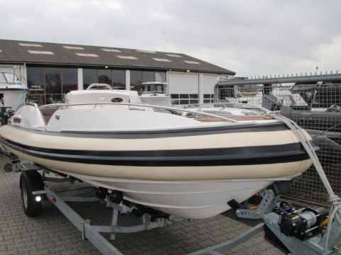 Cirrus 18 Super Yacht RIB