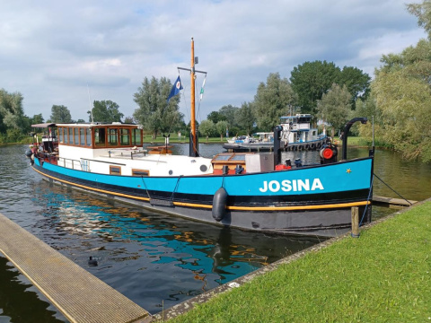 Luxe motor / semi woonschip