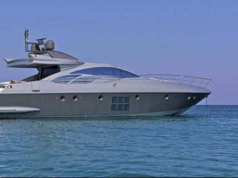 Azimut 86S