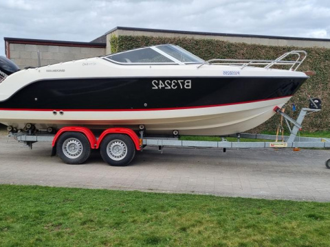 Quicksilver Activ 645 cruiser