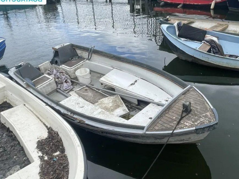 Open boot 320