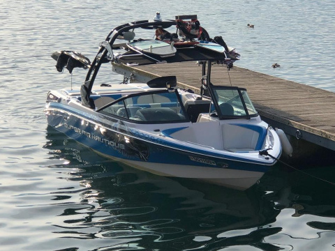 Nautique Super Air 210