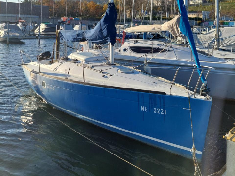 Beneteau First 210