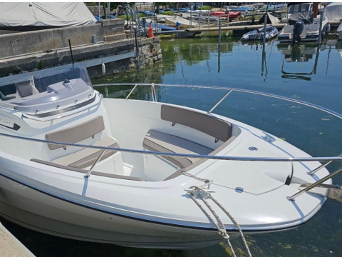 Jeanneau Cap Camarat 7.5 CC S2