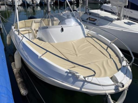Beneteau Flyer 550