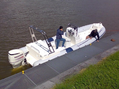 Lomac BELUGA 24