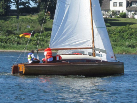 Max Thiele 20er Vollholz-Jollenkreuzer