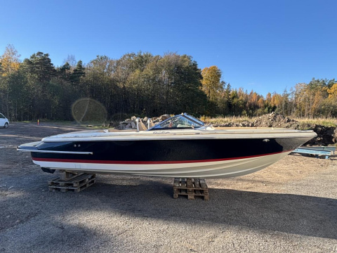 Chris Craft 23 Launch