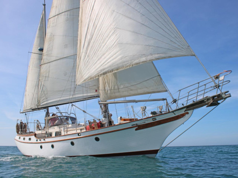 Bluewater Yachts Vagabond 47