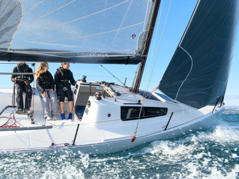 Seascape 24 SE First Beneteau