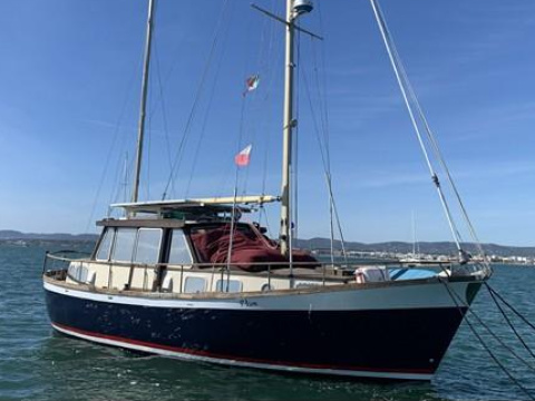 Nauticat 33