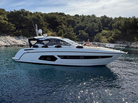 Azimut Atlantis 43