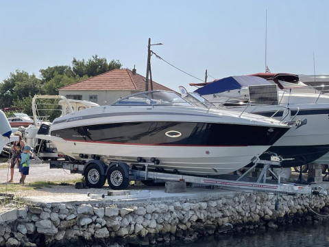 Bayliner 742
