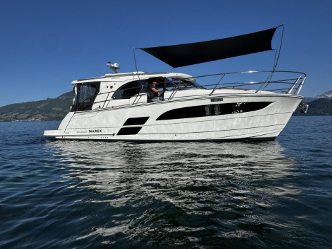 Marex 330