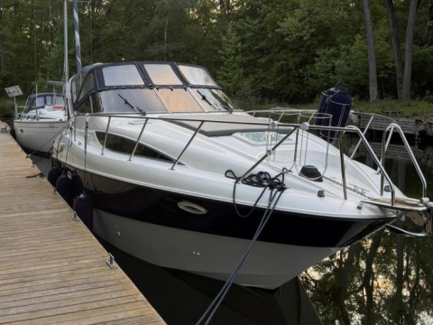 Bayliner 3055