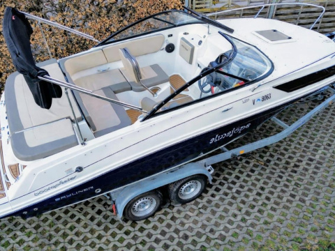 Bayliner VR 5 Cuddy