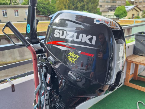 Suzuki DF8 A