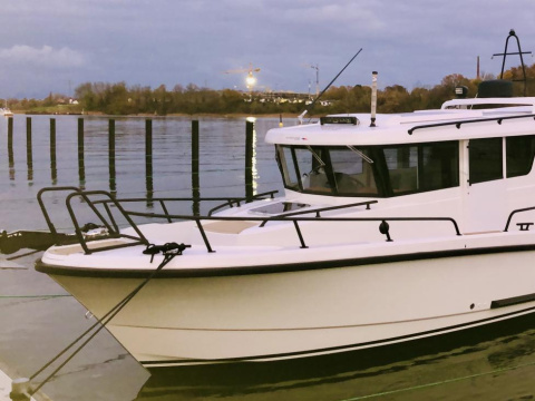 Sargo 28 Explorer