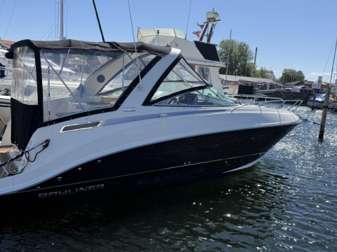 Bayliner 842 Cuddy
