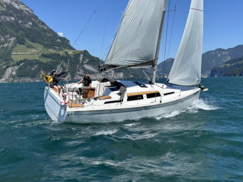 Hanse 345