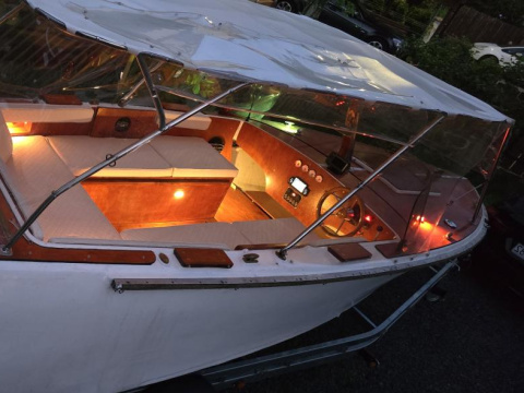 Classic Vintage Style Custom Motorboat