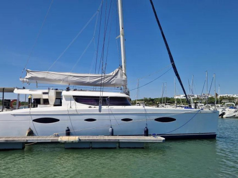 Fountaine Pajot Salina 48