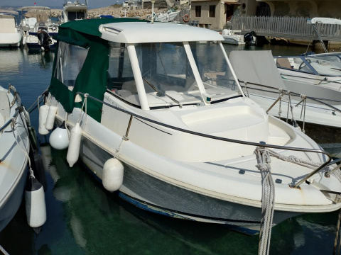 Jeanneau Merry Fisher 585