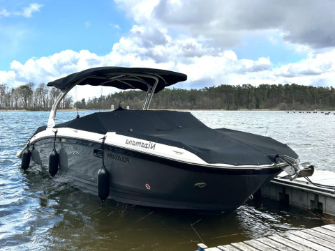 Sea Ray 270 SDX Sundeck
