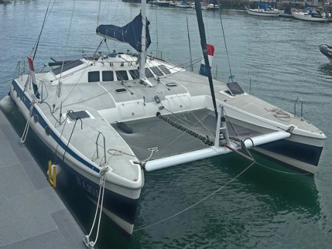 TRT 1200 CR catamaran